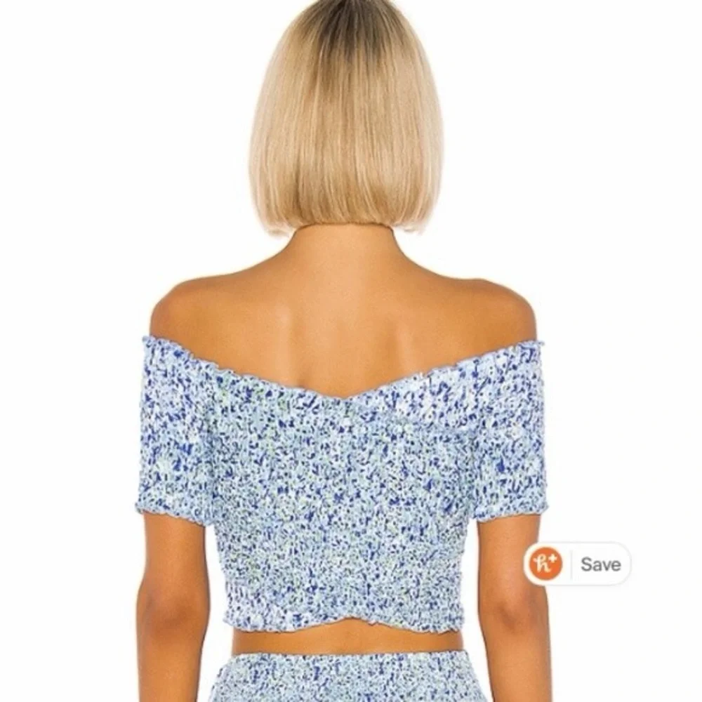 Poupette St. Barth Soledad Blue floral Off-Shoulder smocked Crop Top - Picture 3 of 6